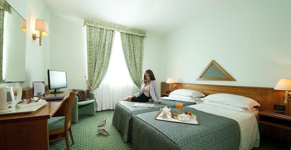 Castagna Palace Hotel & Restaurant Montecchio Maggiore Kültér fotó