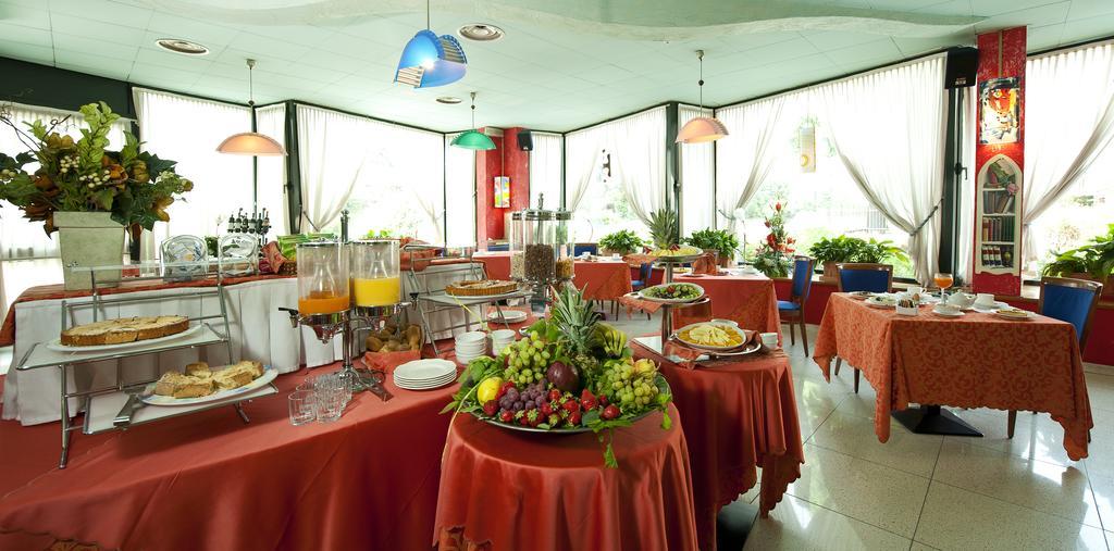 Castagna Palace Hotel & Restaurant Montecchio Maggiore Kültér fotó